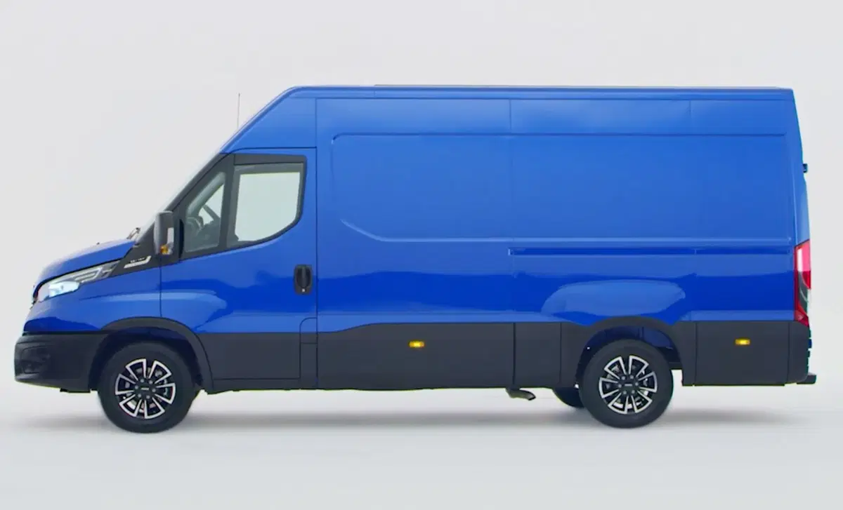 Iveco Daily Furgone 35S60EV PLM-TA Furgone Elettrico Blue Power 1 Batterie (2)
