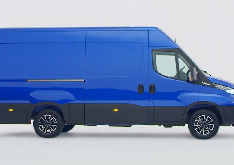 Iveco Daily Furgone (2014-->>) (6)