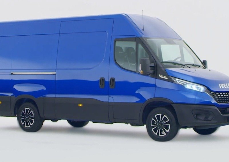 Iveco Daily Furgone (2014-->>) (8)