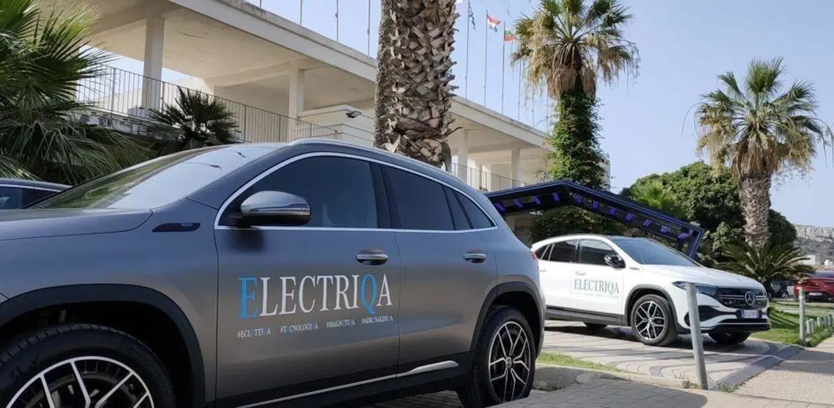 Electriqa Tour, Mercedes presenta la mobilità sostenibile (3)