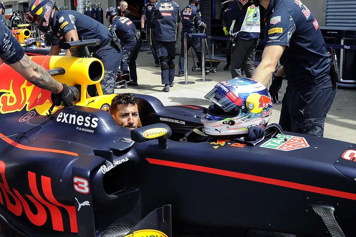 F1, Gp Canada 2016, FP2: Hamilton al top (25)