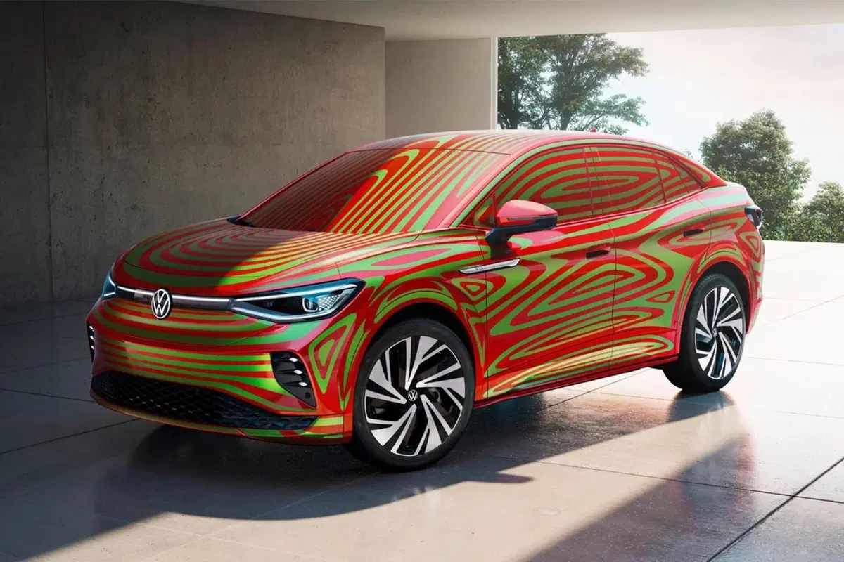 Volkswagen ID.5 si mostra nelle prime foto teaser (4)