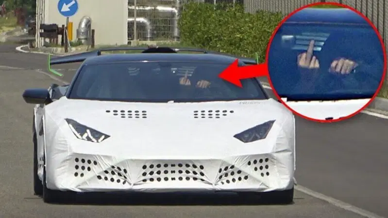 Lamborghini, Quando anche i collaudatori sono ROCK [video a dito medio alzato]