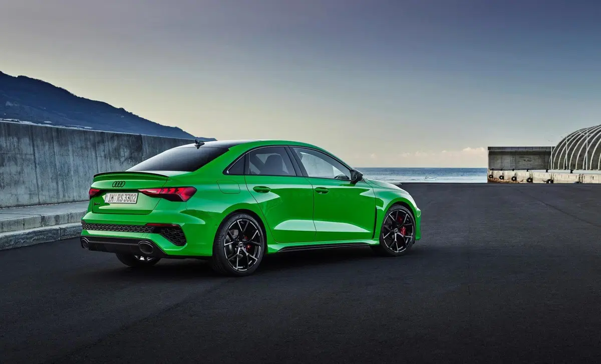 Audi RS 3 3 TFSI quattro S tronic (22)