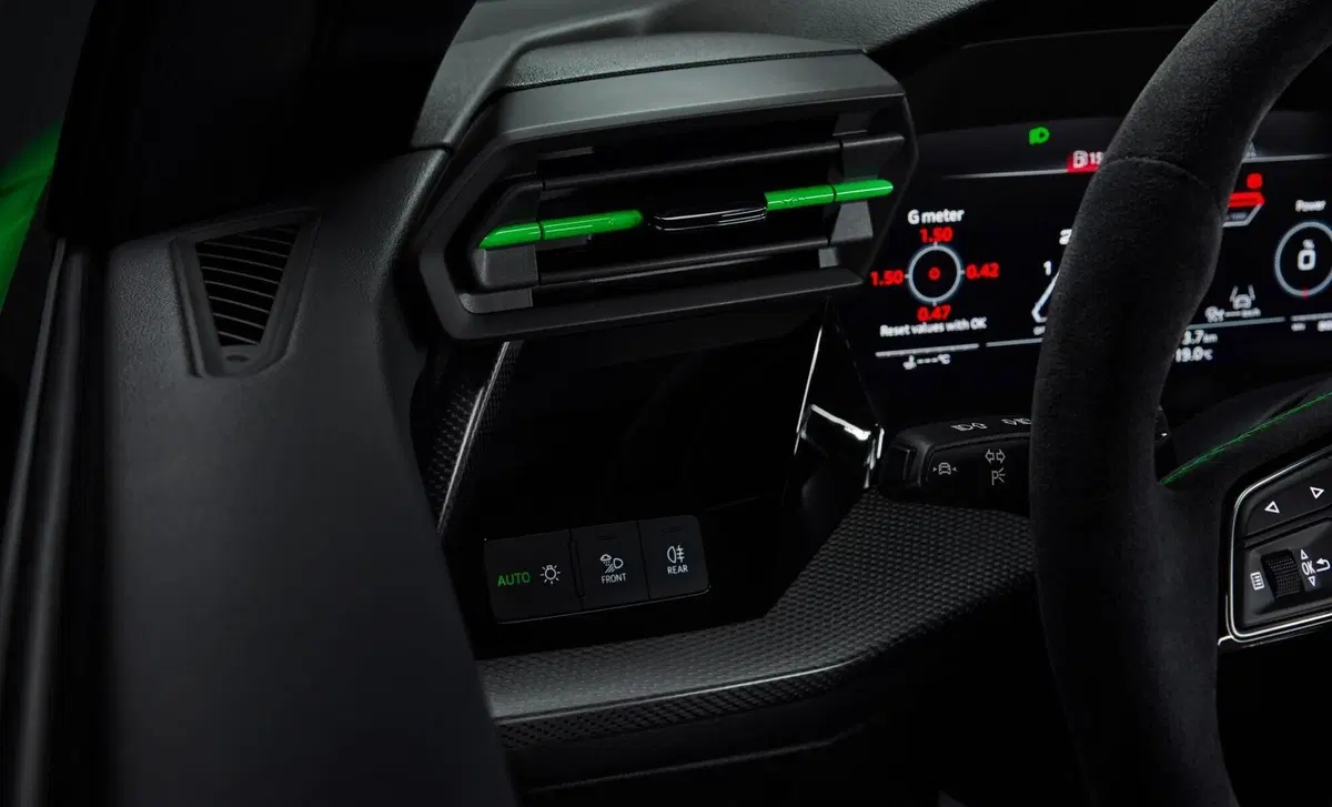 Audi RS 3 3 TFSI quattro S tronic (43)