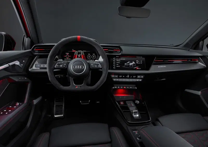 Audi RS 3 Sportback (2021-->>) (33)