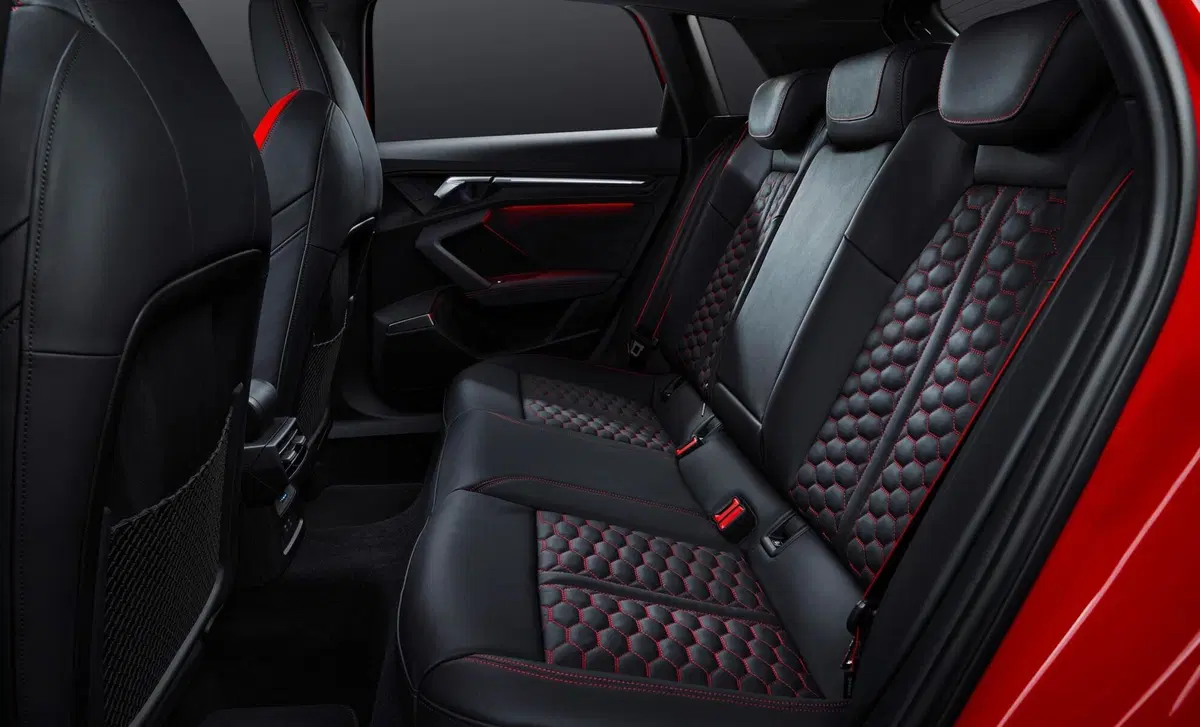 Audi RS 3 Sportback 3 TFSI quattro S tronic (38)