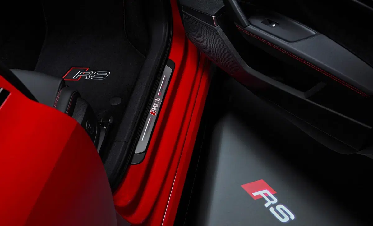 Audi RS 3 Sportback 3 TFSI quattro S tronic (45)