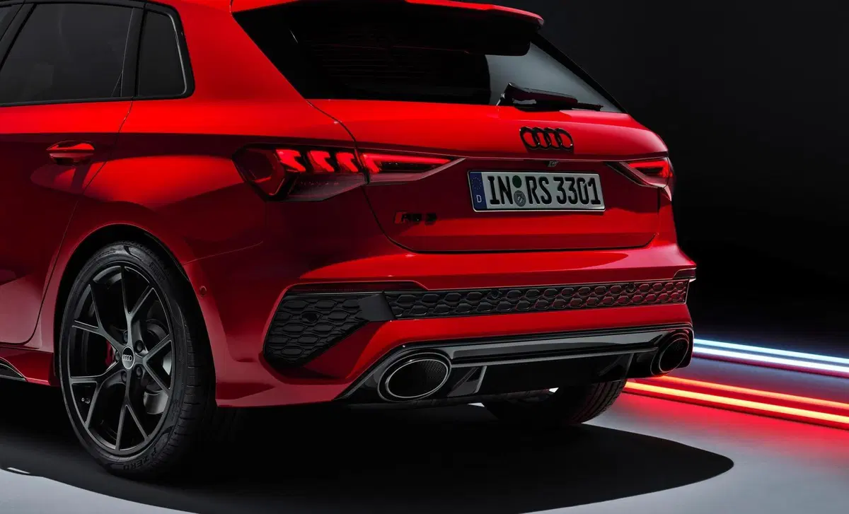 Audi RS 3 Sportback 3 TFSI quattro S tronic (40)