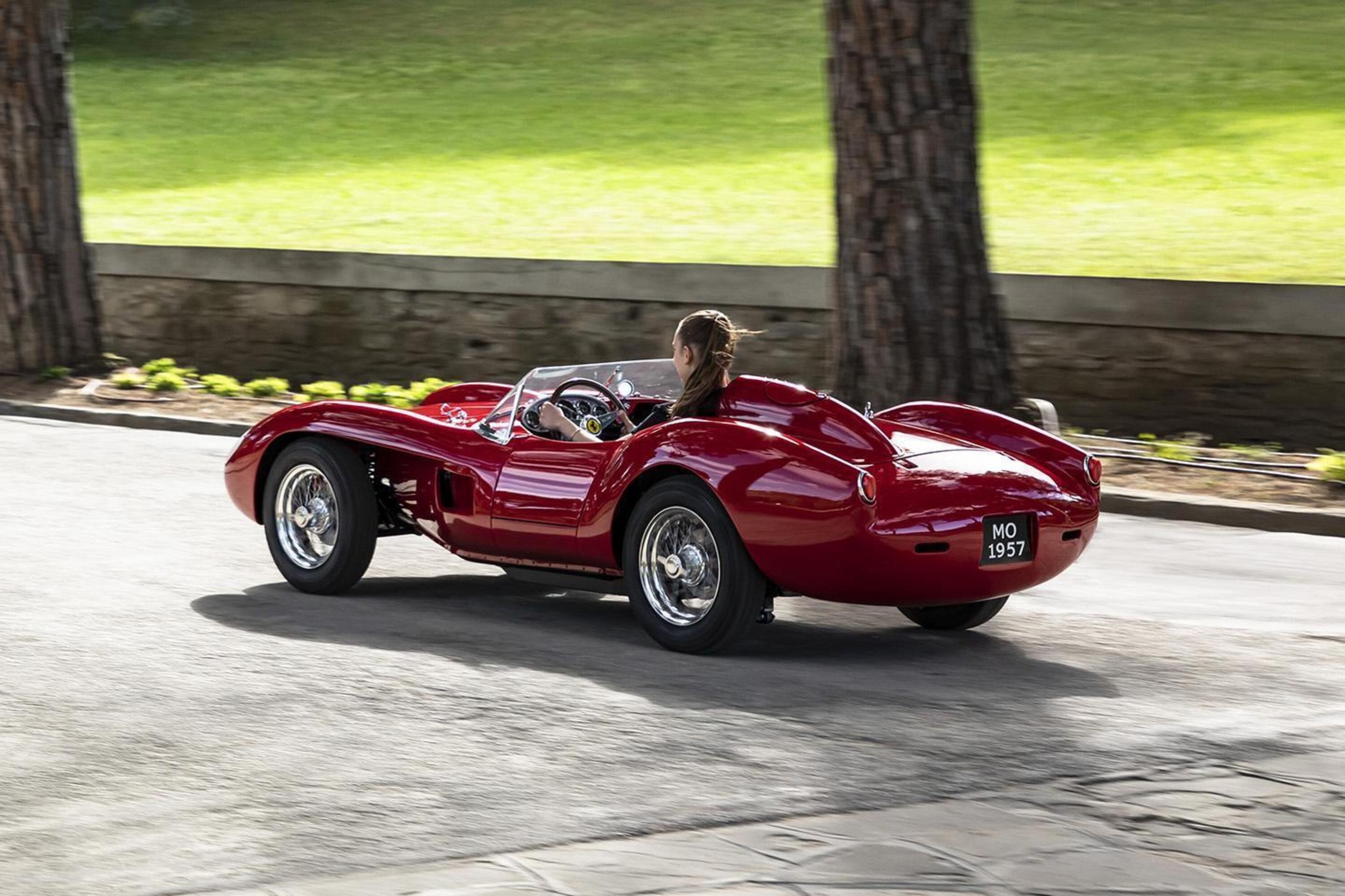 La rivoluzione Ferrari che spiazza tutti: l&#039;incredibile Testa Rossa J [113mila euro ELETTRICA]