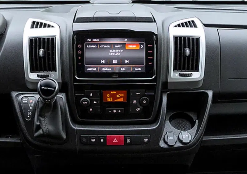 Fiat Ducato Furgone Vetrato (2023-->>) (11)