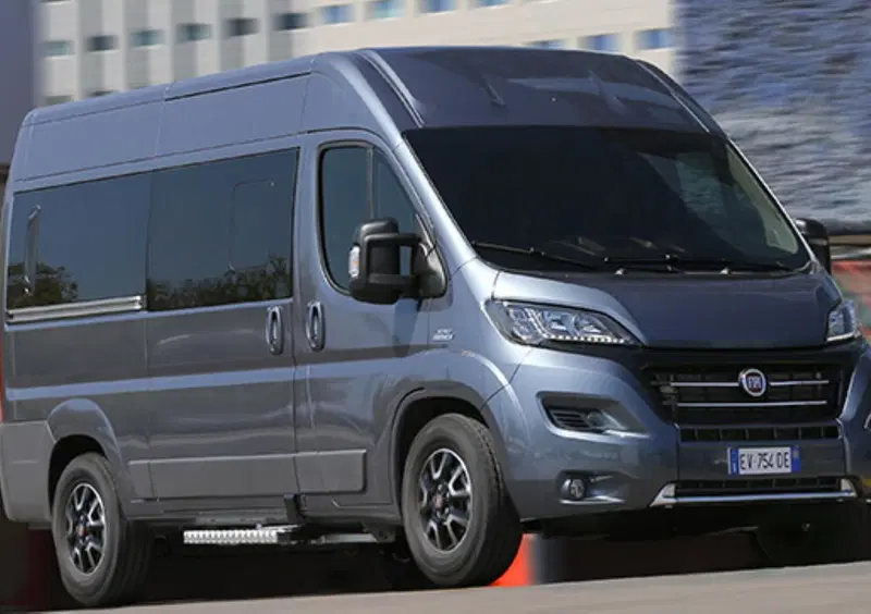 Fiat Ducato Furgone Vetrato (2023-->>) (8)
