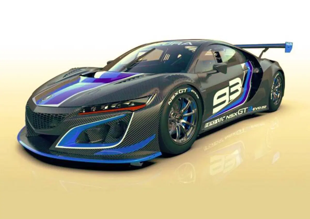 La Honda NSX fuori dai listini ma ancora in gara, grazie all'Italia