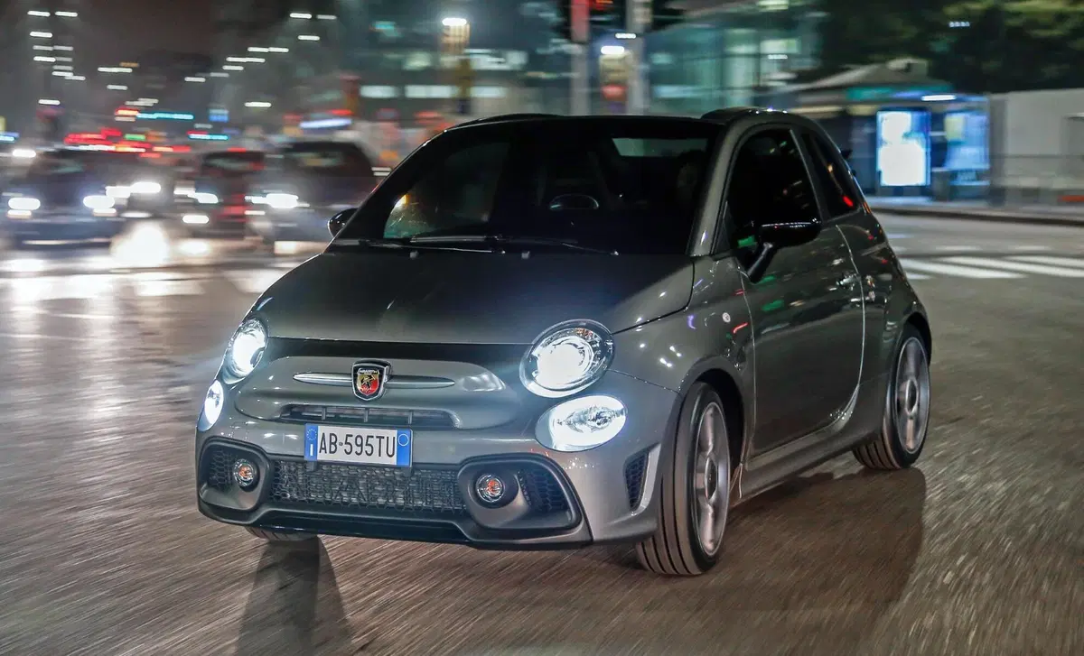 Abarth 595 Cabrio (2012-24) (2)
