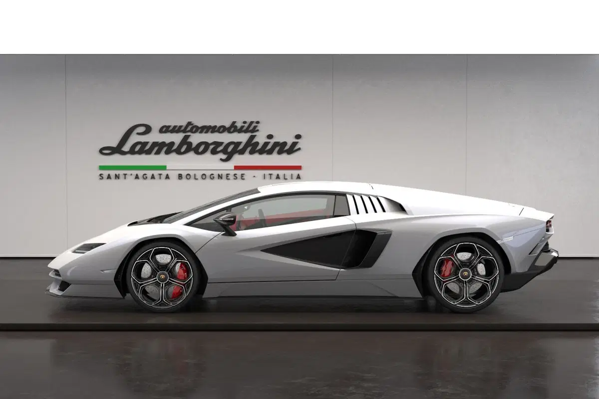 Lamborghini Countach LPI 800-4, Basta chiacchiere: ecco cosa ne pensiamo (3)