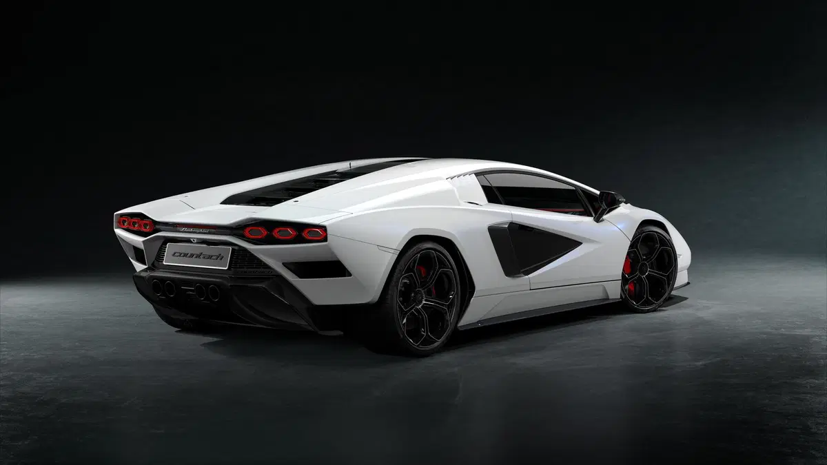 Lamborghini Countach LPI 800-4, Basta chiacchiere: ecco cosa ne pensiamo (6)