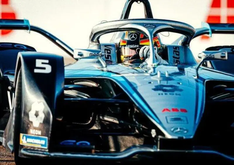 Formula E, ePrix Berlino 2: pole per Vandoorne