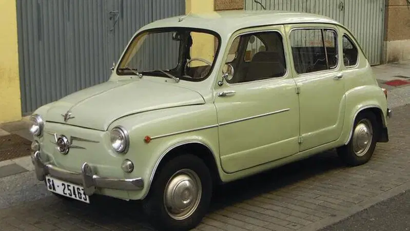 Fiat 600: ecco il clone della Seat degli anni '60
