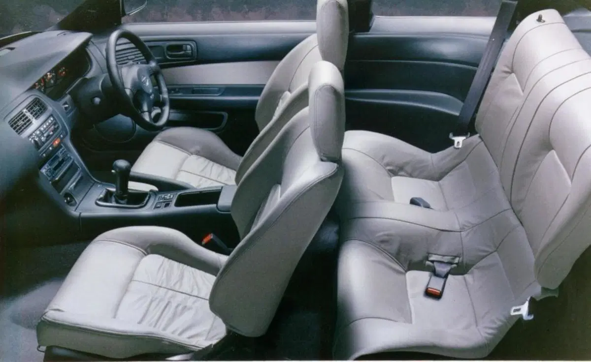 30 anni e 4 ruote, Confronto coupé: Opel Calibra Vs Nissan 200SX (Silvia) (5)