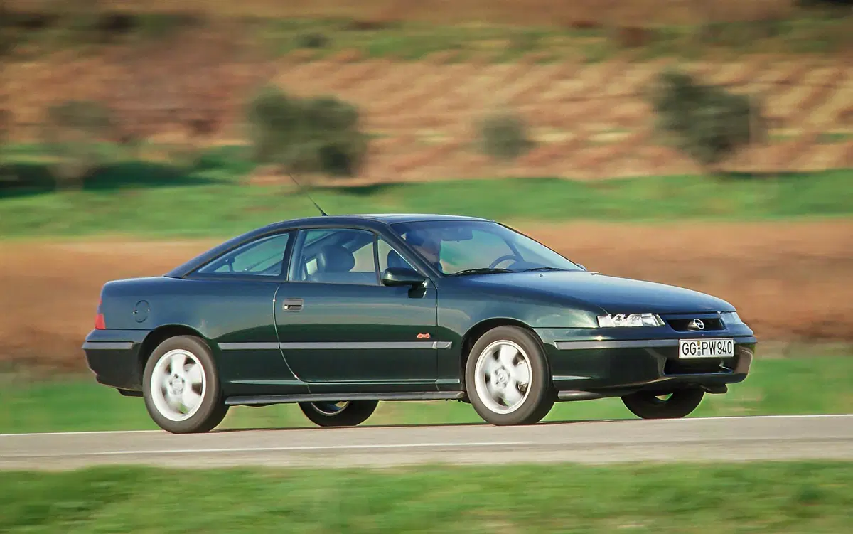30 anni e 4 ruote, Confronto coupé: Opel Calibra Vs Nissan 200SX (Silvia) (10)