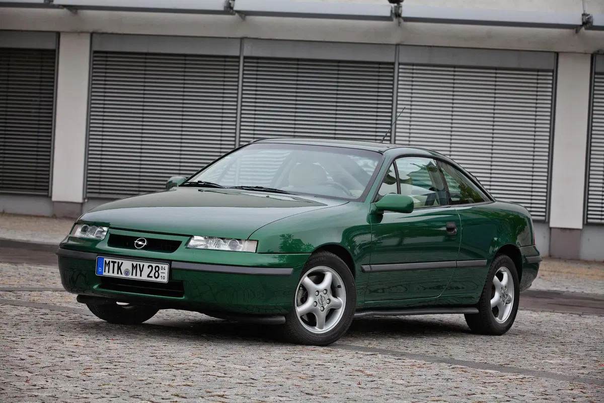 30 anni e 4 ruote, Confronto coupé: Opel Calibra Vs Nissan 200SX (Silvia) (15)