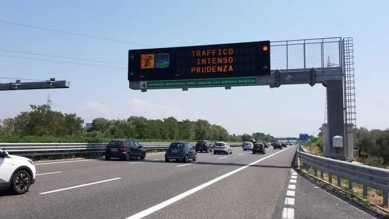 Rientro dalle vacanze, Autostrade: previsioni e traffico su week-end