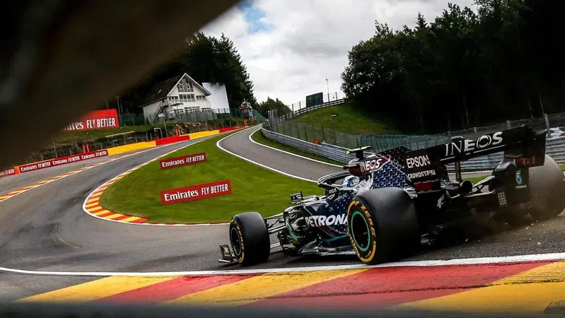 F1 d'agosto, Cambia il calendario gare 2021 e si tagliano i biglietti (gi&agrave; venduti) del GP