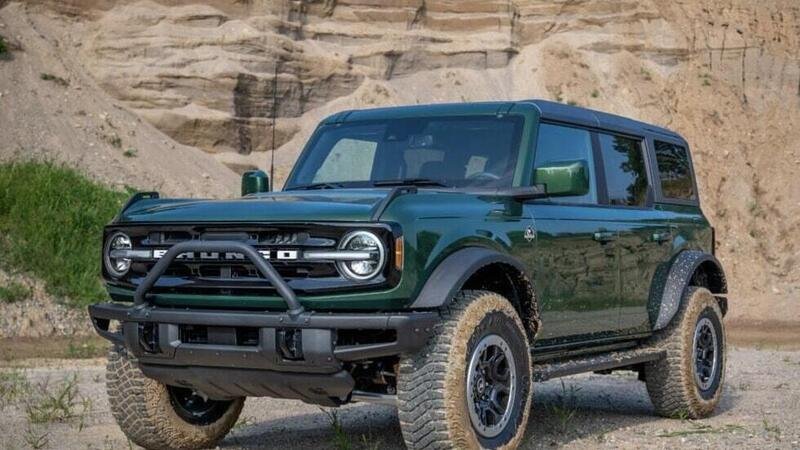 Ford Bronco si rif&agrave; il colore per il 2022