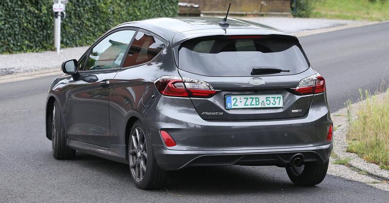 Ford Fiesta 2022: ecco il restyling in foto spia