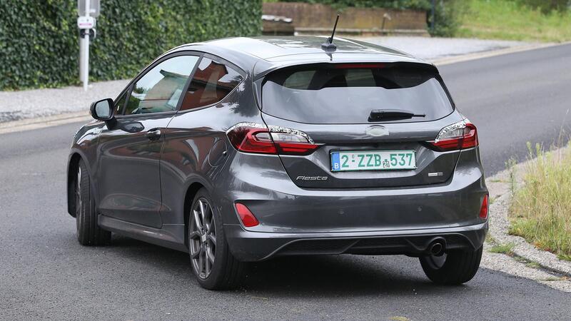 Ford Fiesta 2022: ecco il restyling in foto spia