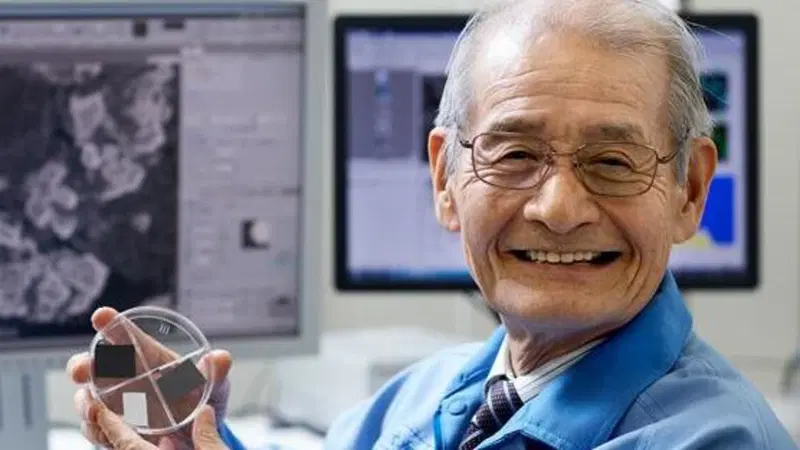 Il Premio Nobel Yoshino: il futuro dell'auto &egrave; nelle mani di Apple