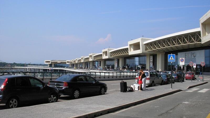 Multe in aeroporto, A Malpensa per i parcheggi