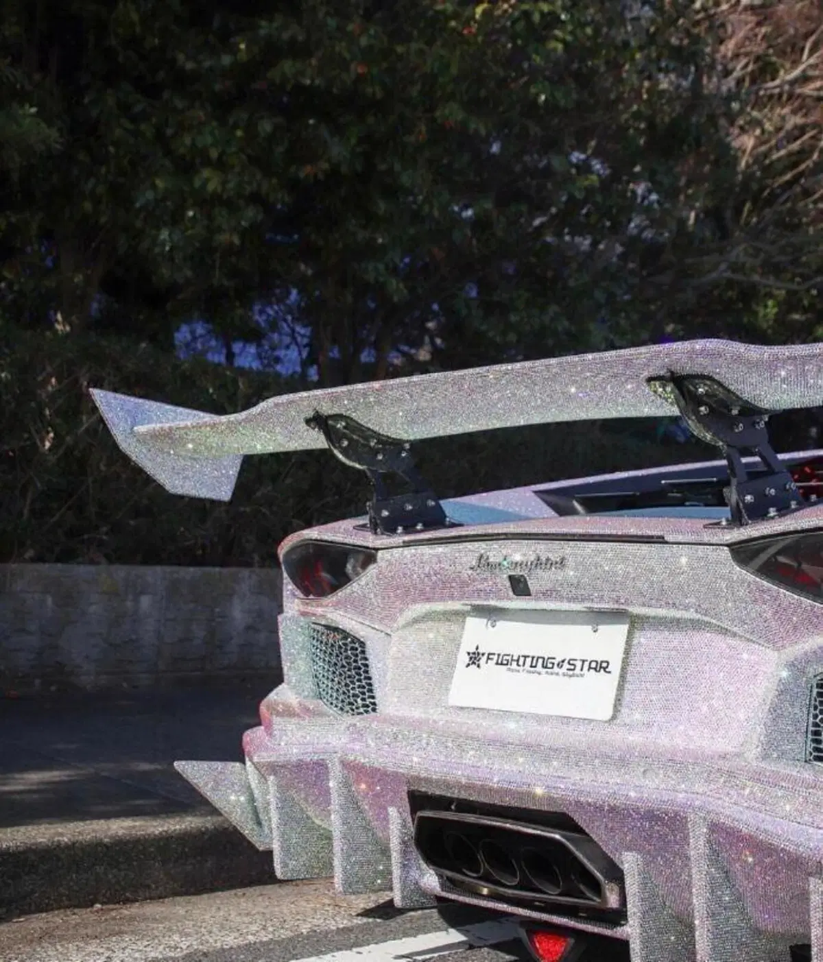 Una Lambo perlata e luccicante