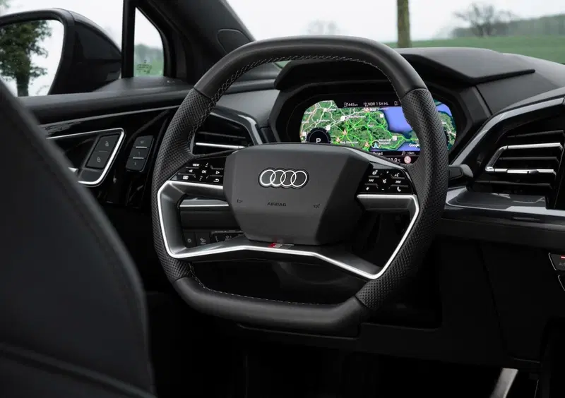 Audi Q4 (18)