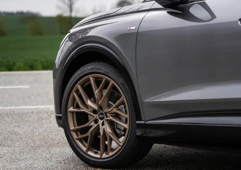 Audi Q4 (22)