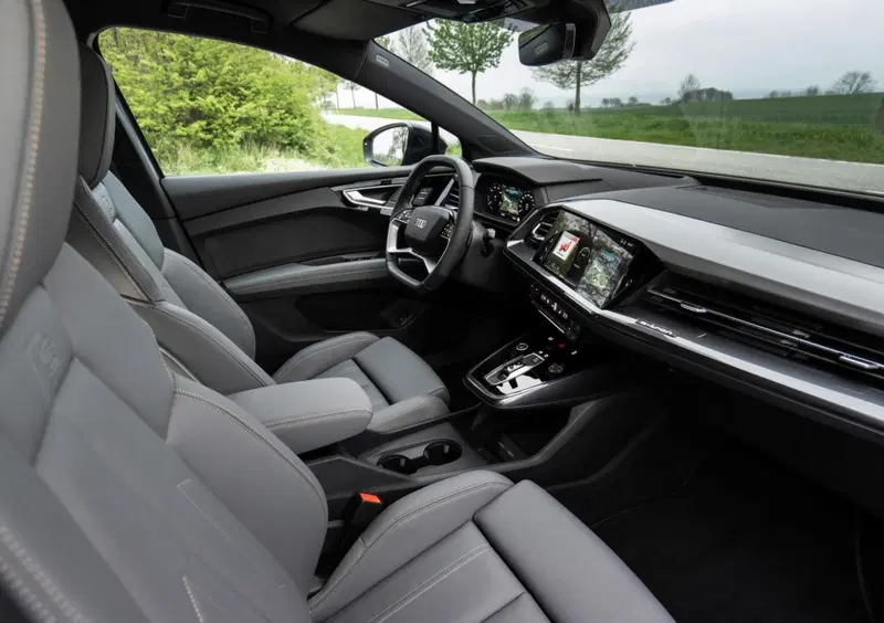 Audi Q4 (19)