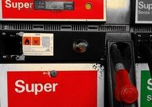 Addio alla benzina Super: è vietata in tutto il mondo