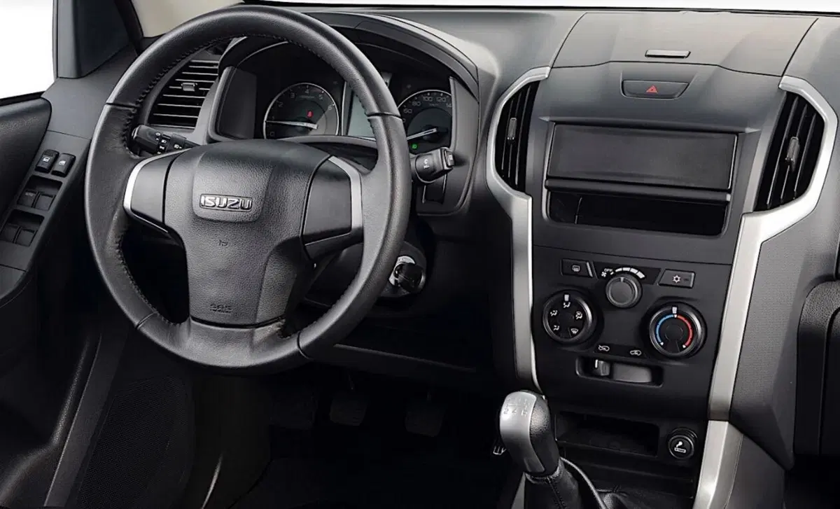 Isuzu D-Max (2012-20) (14)