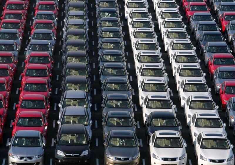 Gli italiani cambiano auto ogni sette anni e mezzo. Solo il 10% ogni due anni