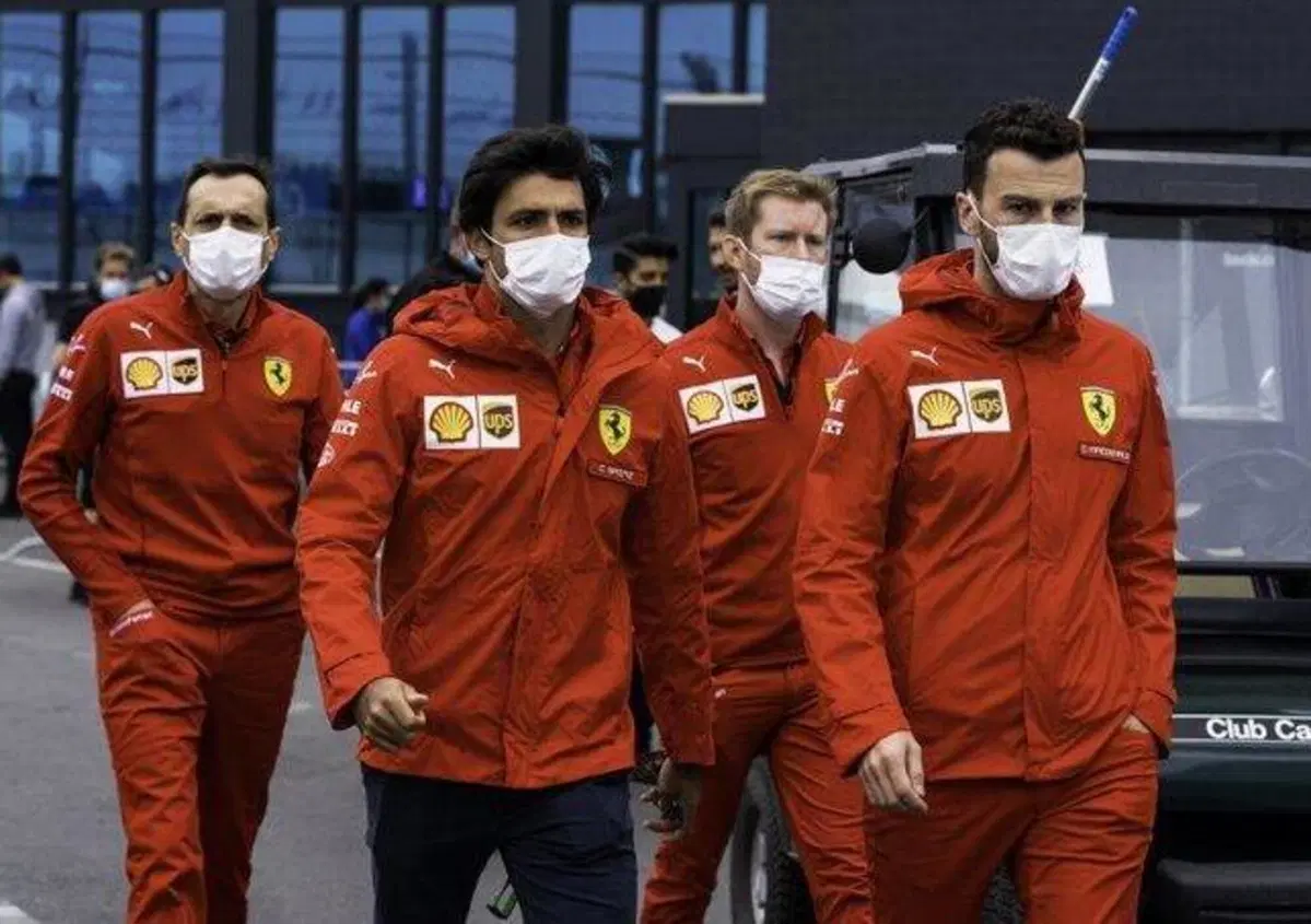 F1, Sainz: "Siamo pi&ugrave; vicini a Mercedes e Red Bull di quanto lo eravamo recentemente"