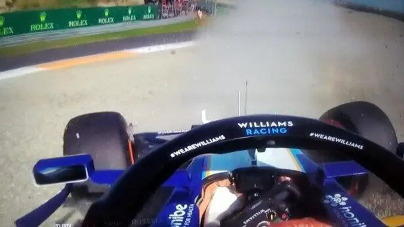 F1, GP Olanda 2021: Russell a muro nell'ultima curva