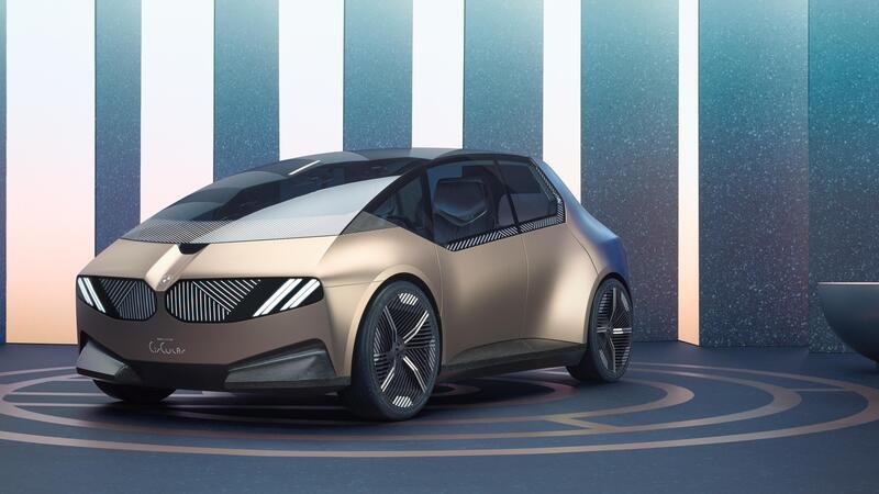 BMW i Vision Circular, la concept ecosostenibile al Salone di Monaco 2021 [Video]
