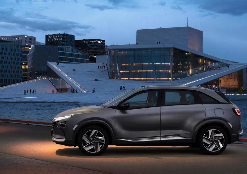 Hyundai Nexo (2021-25) (2)
