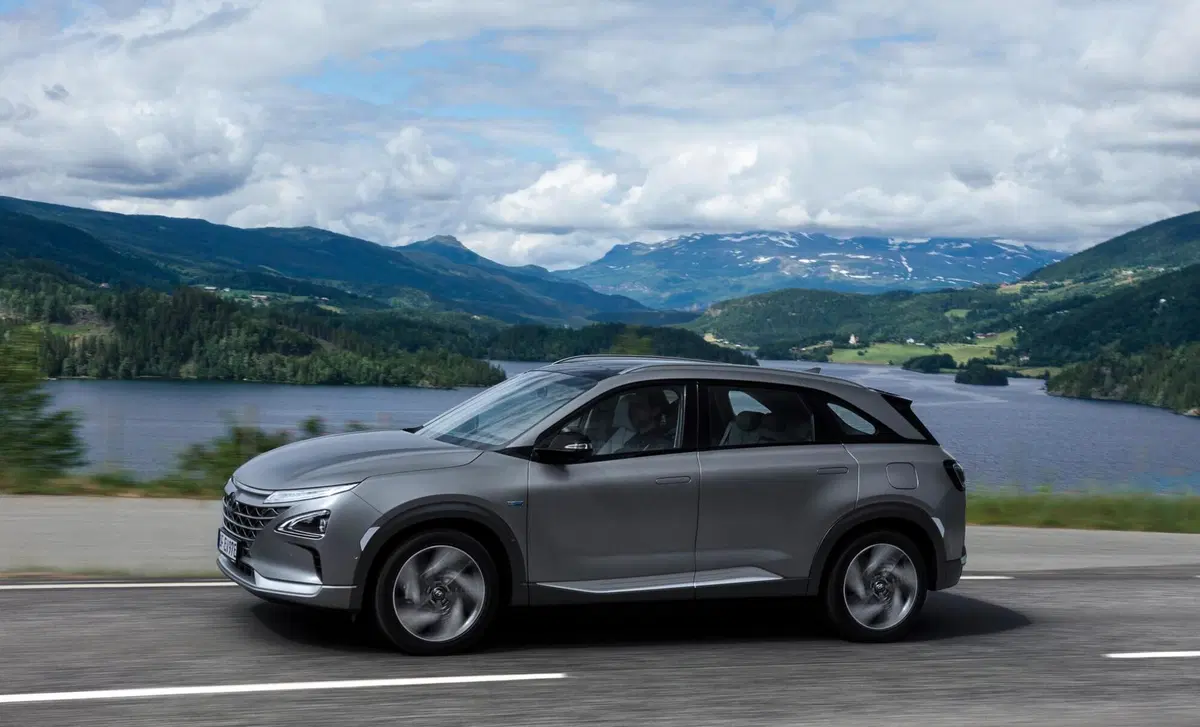 Hyundai Nexo Xclass (6)