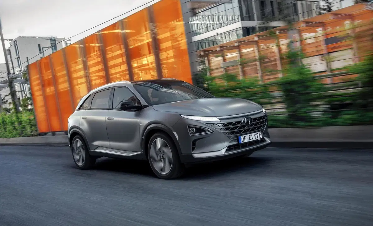 Hyundai Nexo Xclass (8)