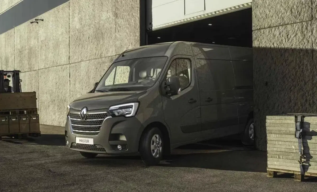Renault Master Furgone T28 2.3 dCi 150 QS PC-TN Furgone Energy Ice Plus (4)