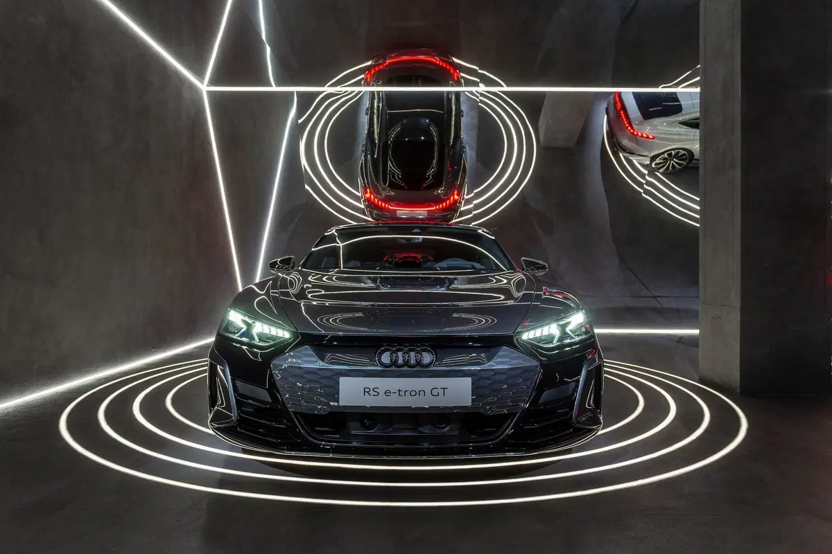 Elettrico, innovazione e futuro: Audi guarda avanti al Fuorisalone, ma senza forzare i tempi (8)