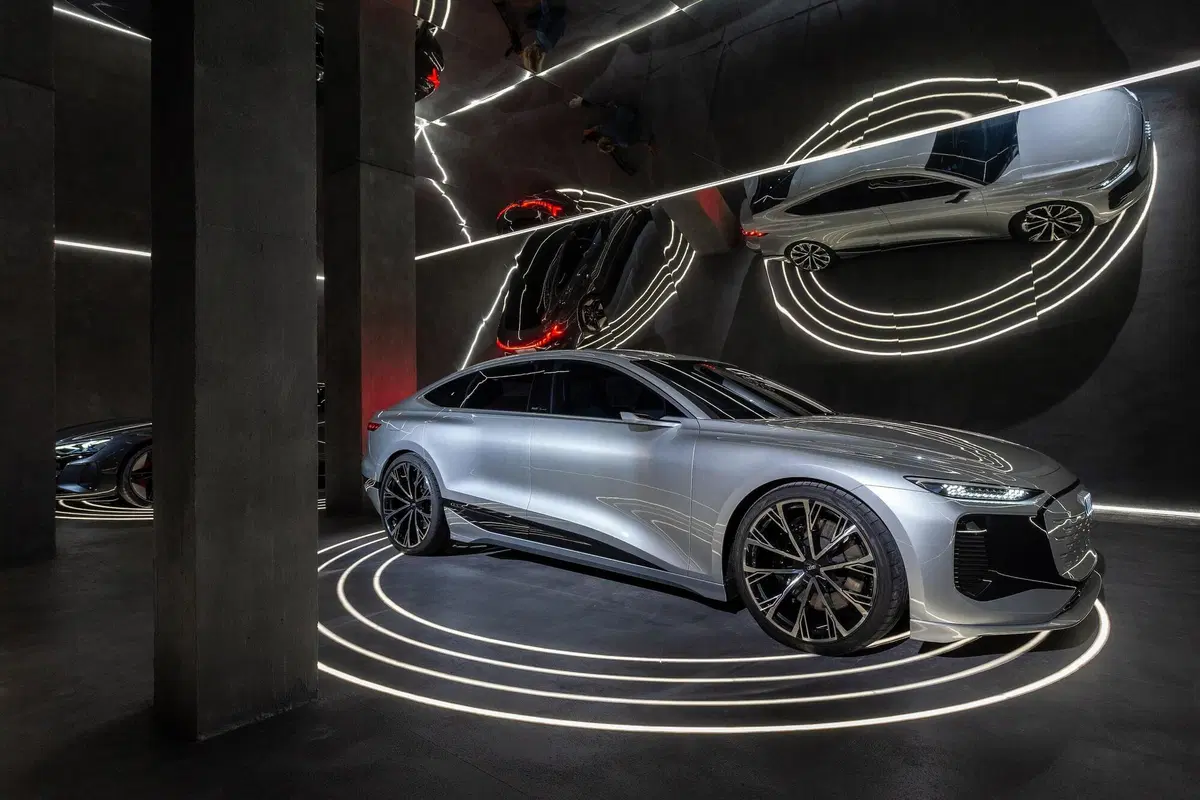 Elettrico, innovazione e futuro: Audi guarda avanti al Fuorisalone, ma senza forzare i tempi (14)