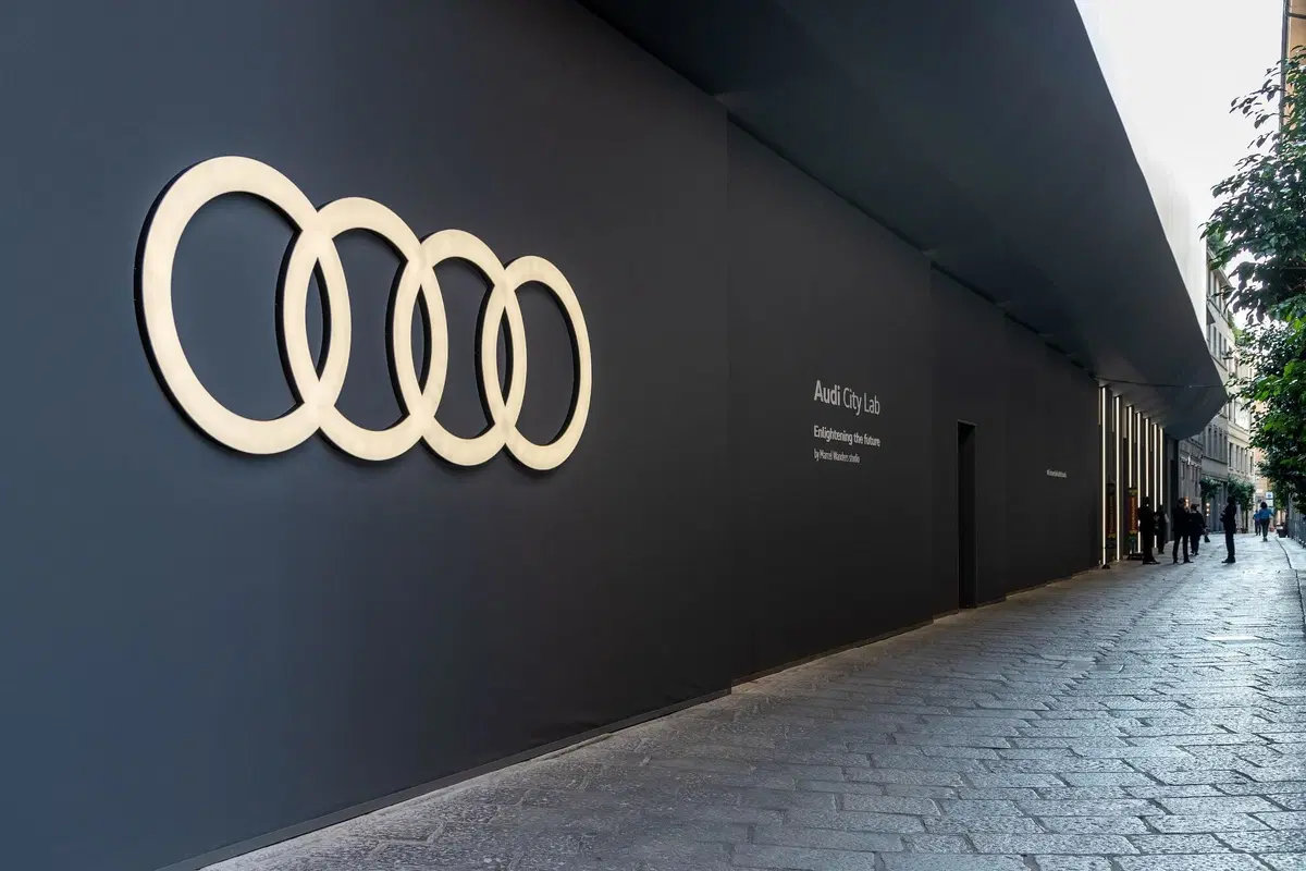 Elettrico, innovazione e futuro: Audi guarda avanti al Fuorisalone, ma senza forzare i tempi (16)