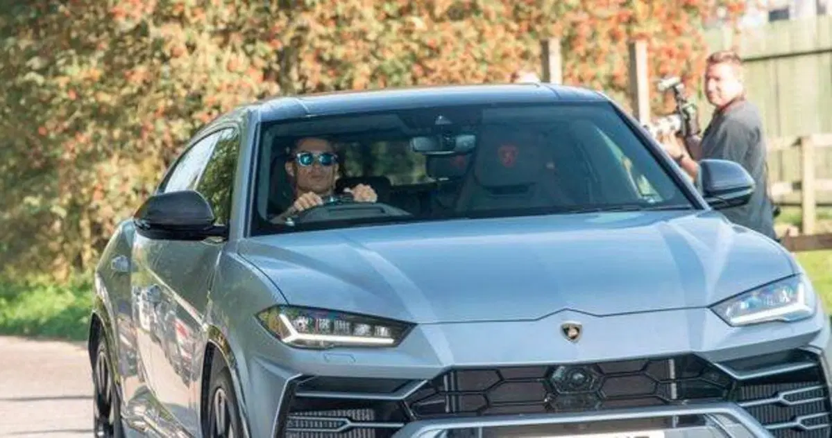Cristiano Ronaldo avvistato su una nuova Lamborghini Urus